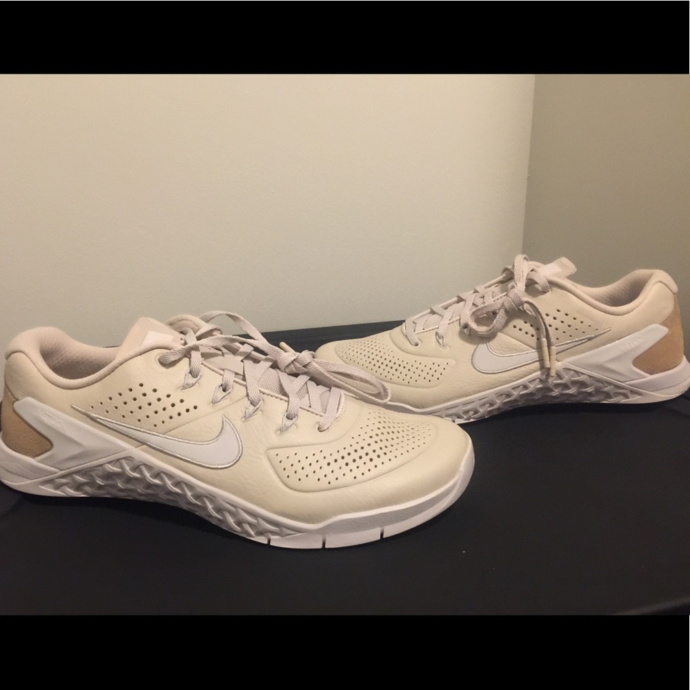 Nike Men’s Metcon 4 AMP Leather training